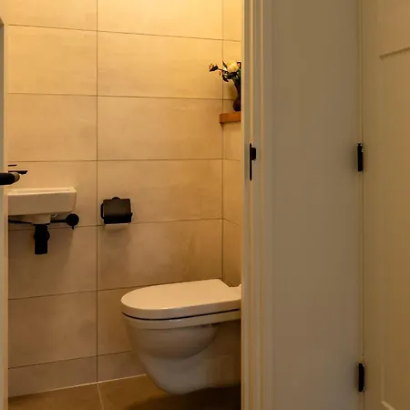 Dorpskaemer Warmenhuizen