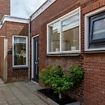 Dorpskaemer Warmenhuizen